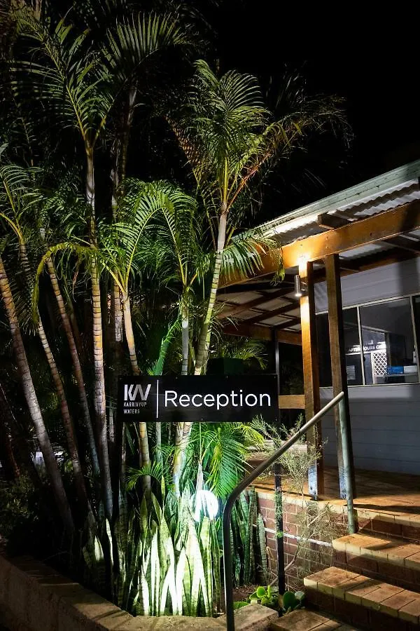 Karrinyup Waters Resort Perth 3*,
