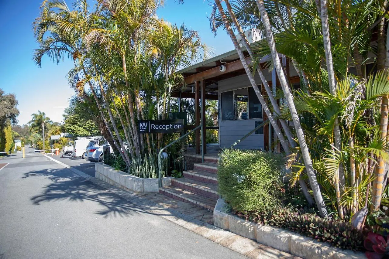 Karrinyup Waters Resort Perth 3*,